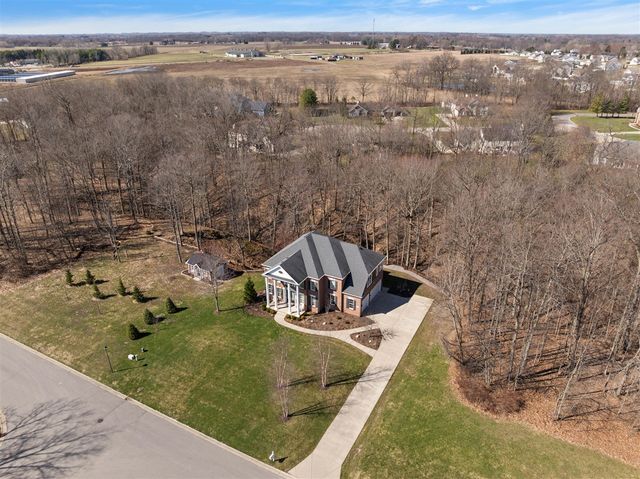 5052 S Dickinson Court, Saint Joseph, MI 49085