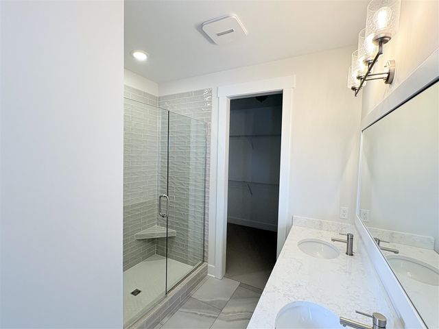 2553 Ravines Trail Drive, Byron Center, MI 49315