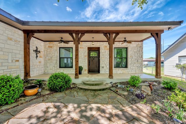 2312 Royce Drive, Arlington, TX 76016