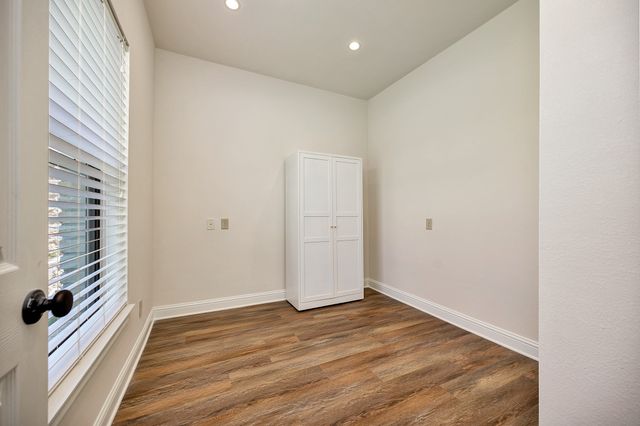 2312 Royce Drive, Arlington, TX 76016
