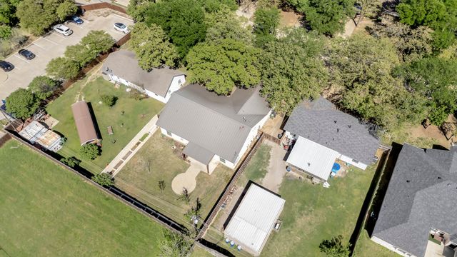 2312 Royce Drive, Arlington, TX 76016