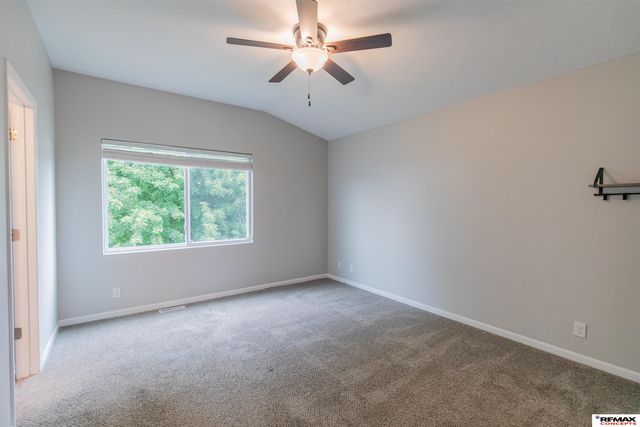 16906 Browne Street, Omaha, NE 68116