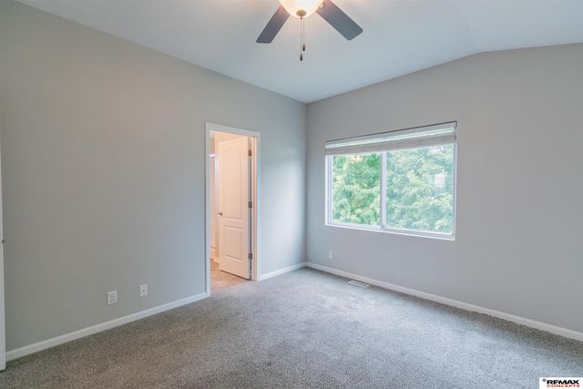 16906 Browne Street, Omaha, NE 68116