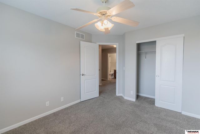 16906 Browne Street, Omaha, NE 68116