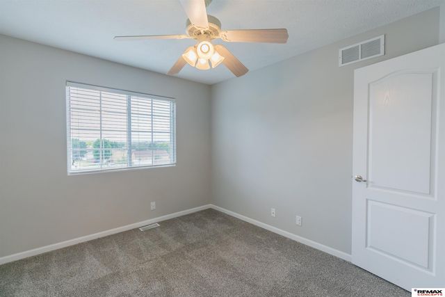 16906 Browne Street, Omaha, NE 68116