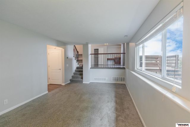 16906 Browne Street, Omaha, NE 68116