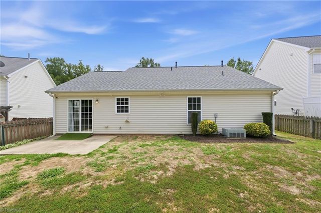 7 Bluestem Court, Greensboro, NC 27405