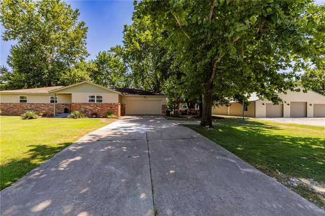1200 Morsani Drive, Rogers, AR 72756