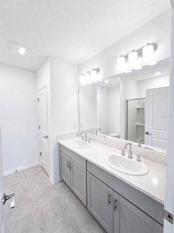 11207 FIELDSTONE DRIVE, Palmetto, FL 34221