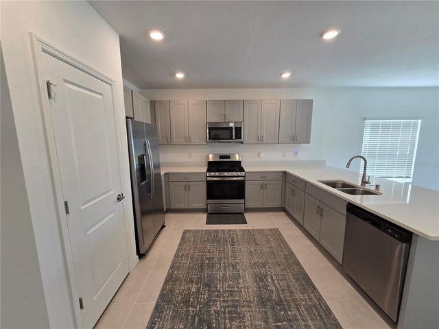 11207 FIELDSTONE DRIVE, Palmetto, FL 34221