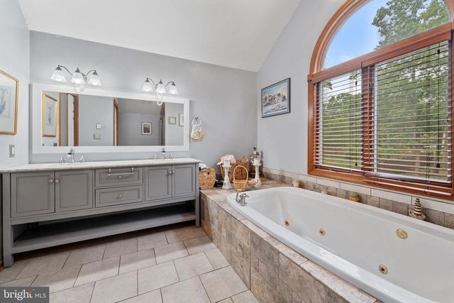 4770 STONEY BRIDGE RD, Millville, NJ 08332