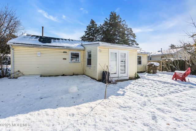 140 Main Bayway, Toms River, NJ 08753