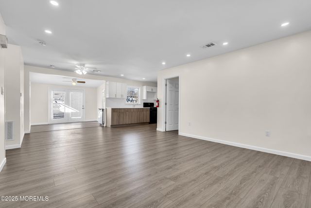 140 Main Bayway, Toms River, NJ 08753