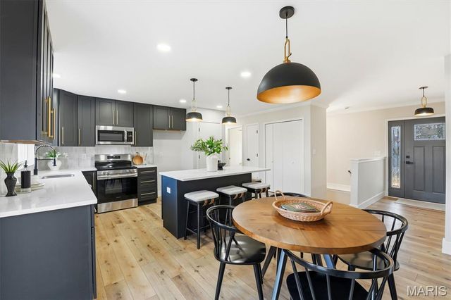 780 Cedar Glen Drive, Weldon Spring, MO 63304