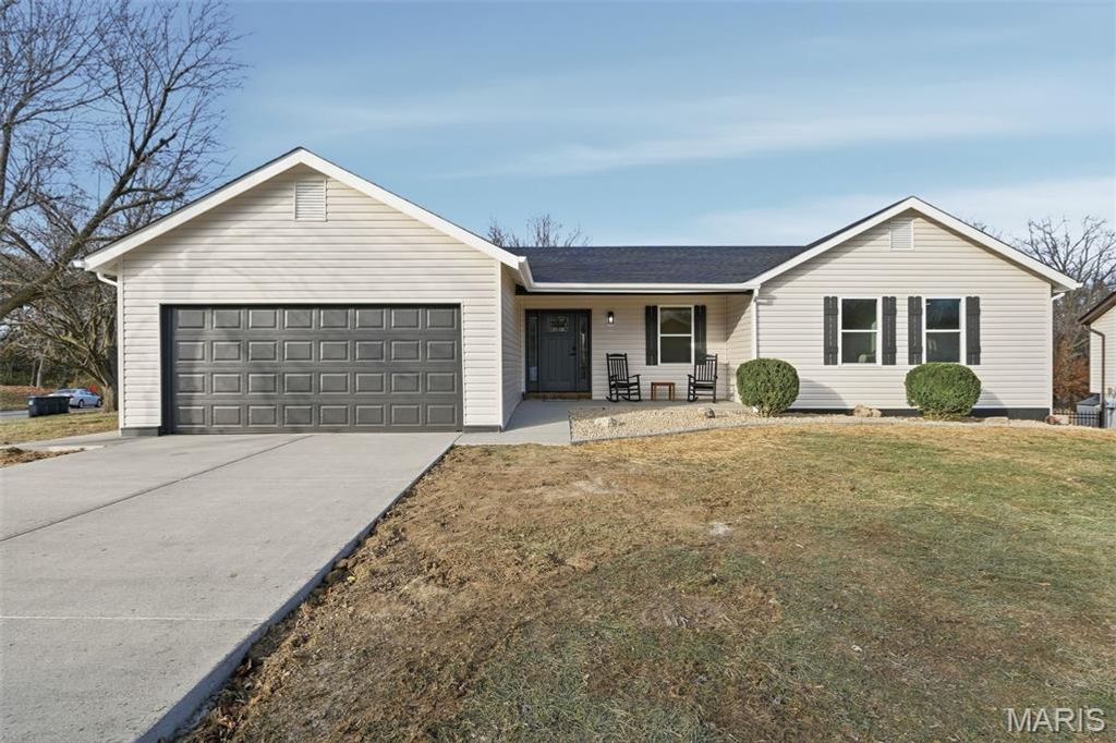 780 Cedar Glen Drive, Weldon Spring, MO 63304
