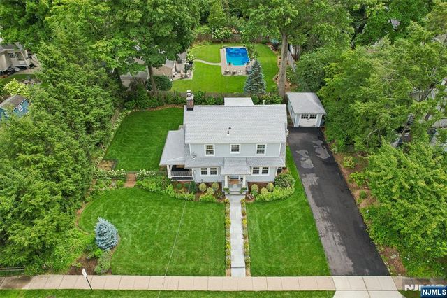484 Spring Avenue, Ridgewood, NJ 07450
