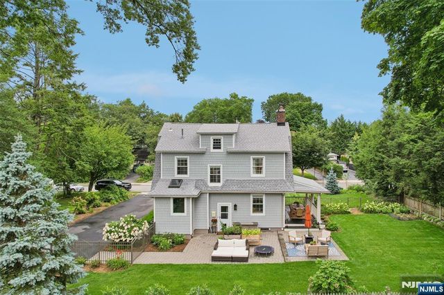 484 Spring Avenue, Ridgewood, NJ 07450