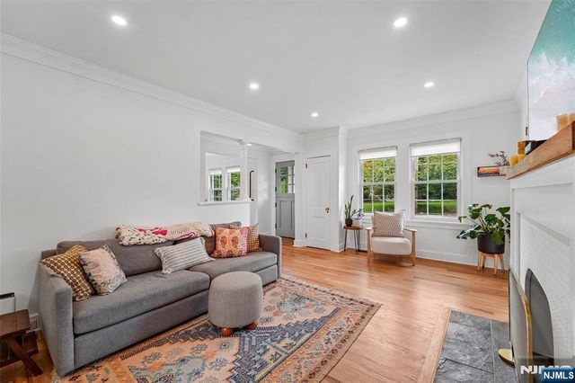 484 Spring Avenue, Ridgewood, NJ 07450
