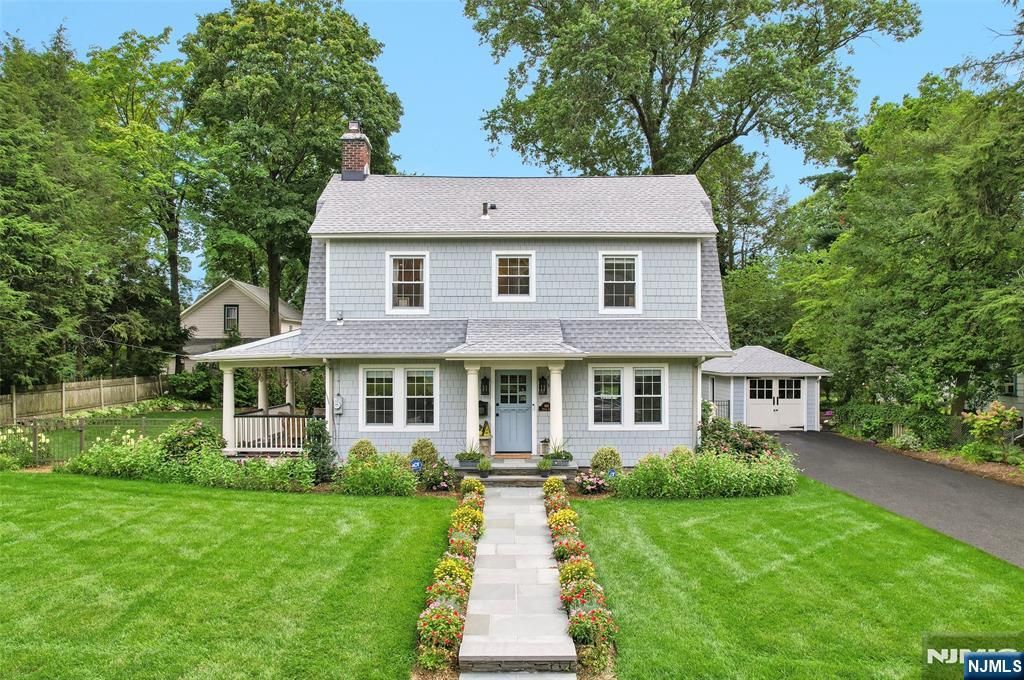 484 Spring Avenue, Ridgewood, NJ 07450