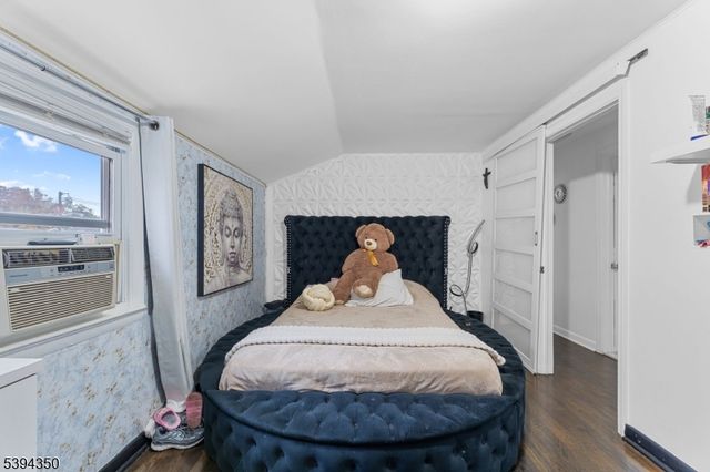 111 E 10Th St, Linden City, NJ 07036