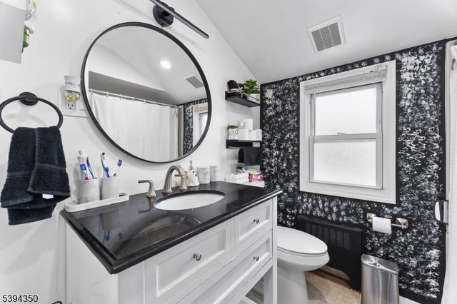 111 E 10Th St, Linden City, NJ 07036