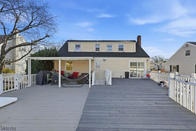 111 E 10Th St, Linden City, NJ 07036