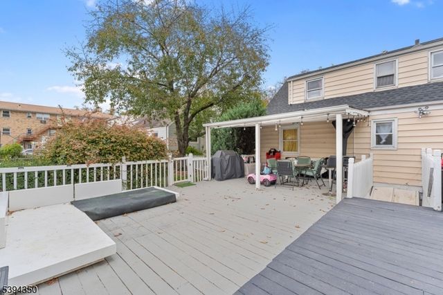 111 E 10Th St, Linden City, NJ 07036