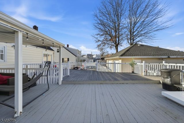 111 E 10Th St, Linden City, NJ 07036