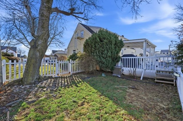 111 E 10Th St, Linden City, NJ 07036