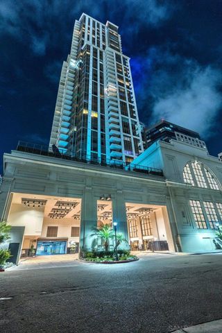 700 W E St 2404, San Diego, CA 92101