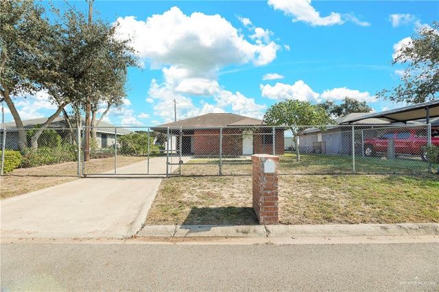 2410 Cuesta Del Sol Street, Edinburg, TX 78542