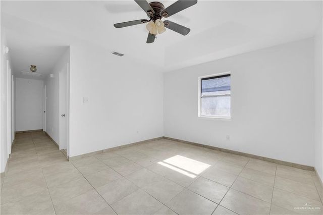 2410 Cuesta Del Sol Street, Edinburg, TX 78542