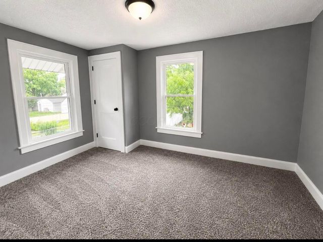 608 Larcomb Avenue, Columbus, OH 43223