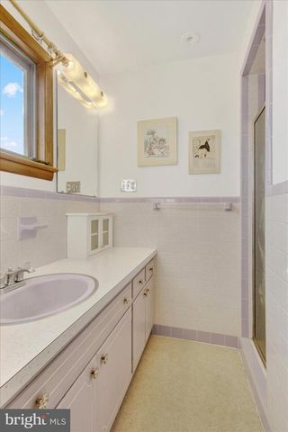 930 HOFFMAN RD, Gettysburg, PA 17325