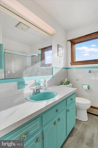 930 HOFFMAN RD, Gettysburg, PA 17325