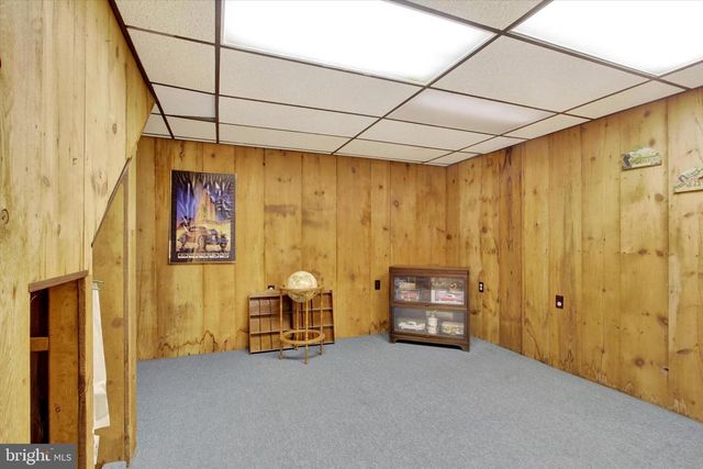 930 HOFFMAN RD, Gettysburg, PA 17325