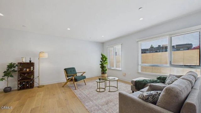 137 S Wilson Avenue 107, Pasadena, CA 91106