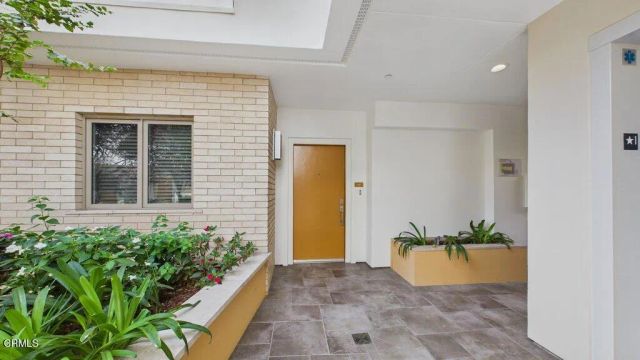 137 S Wilson Avenue 107, Pasadena, CA 91106
