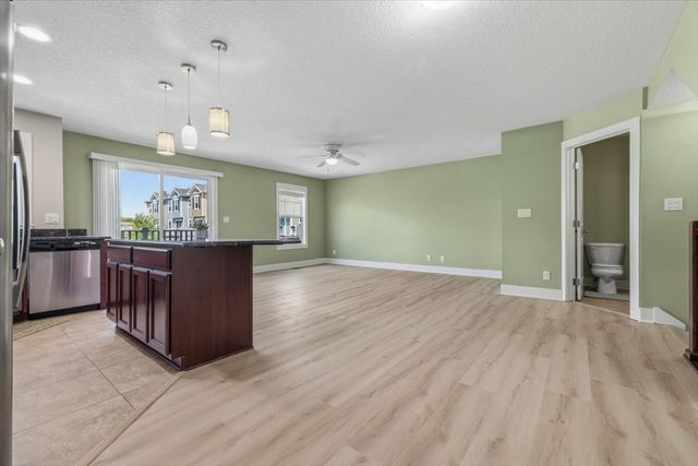 911 NE 49th Lane, Ankeny, IA 50021