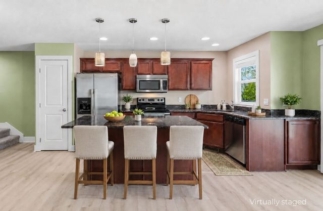 911 NE 49th Lane, Ankeny, IA 50021