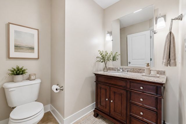 911 NE 49th Lane, Ankeny, IA 50021
