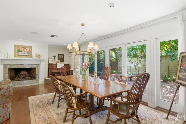 2219 Pine Street, Bakersfield, CA 93301