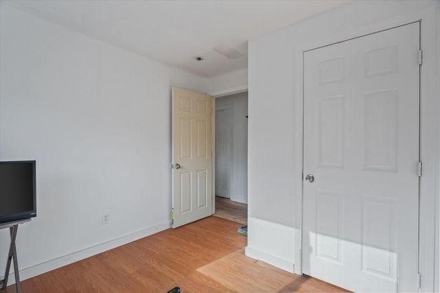 13 Craven Terrace, Derry, NH 03038