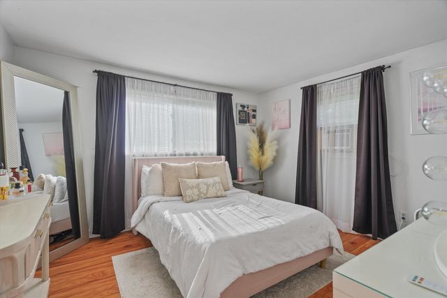 13 Craven Terrace, Derry, NH 03038