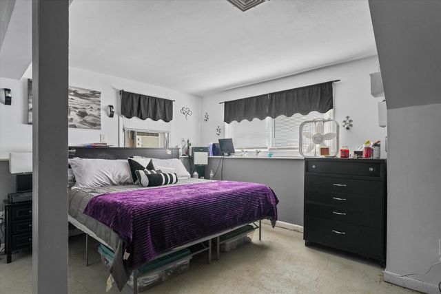 13 Craven Terrace, Derry, NH 03038