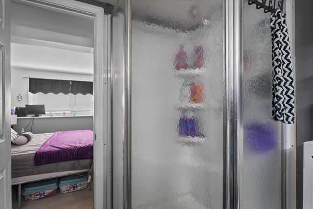 13 Craven Terrace, Derry, NH 03038