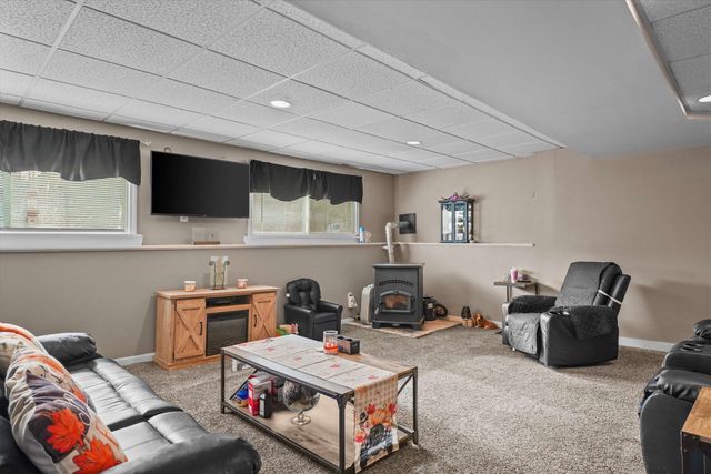 13 Craven Terrace, Derry, NH 03038