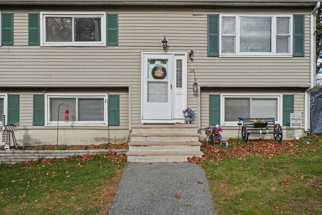 13 Craven Terrace, Derry, NH 03038