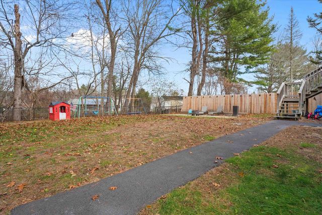 13 Craven Terrace, Derry, NH 03038