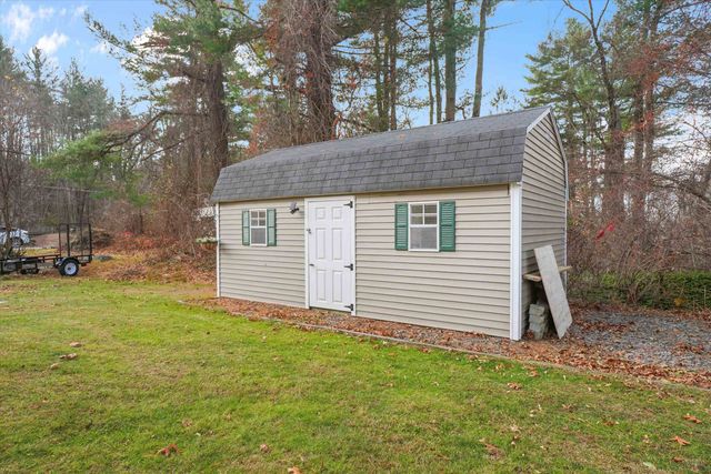 13 Craven Terrace, Derry, NH 03038